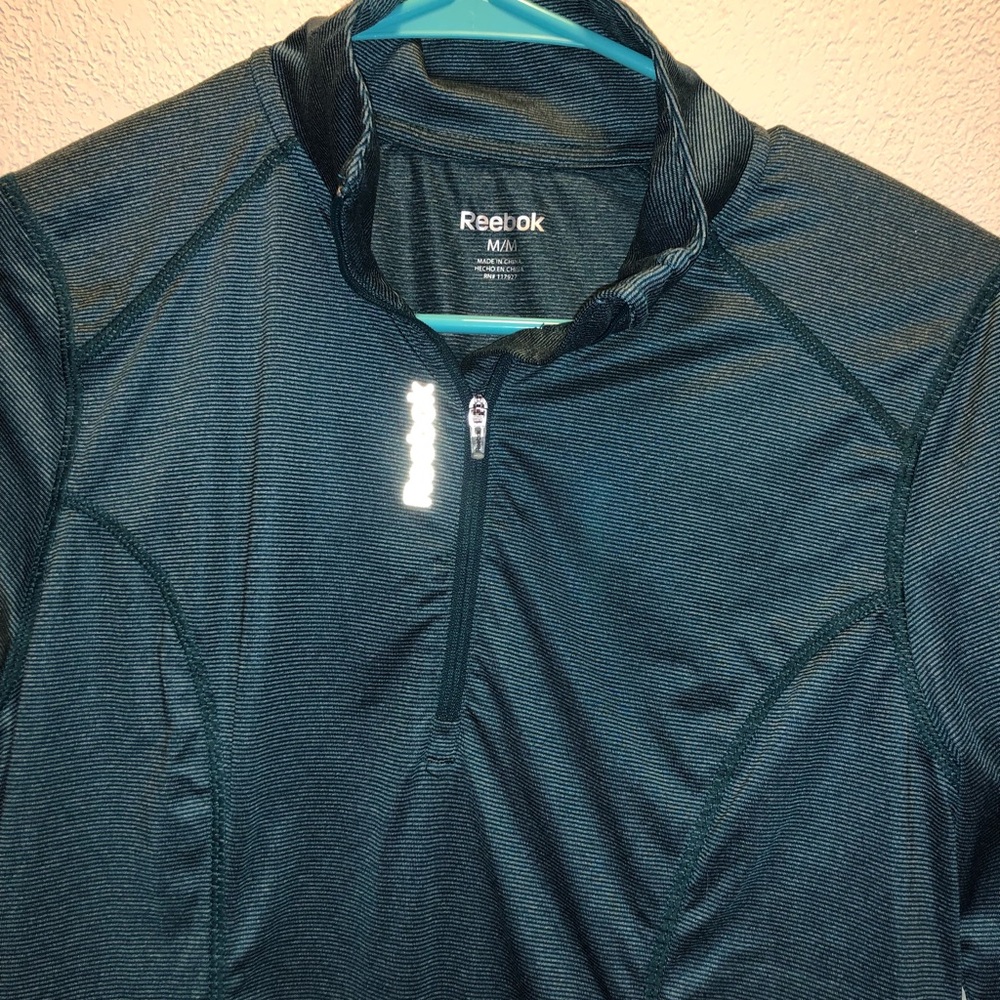 Reebok Quarter Zip - Picture 2 of 4